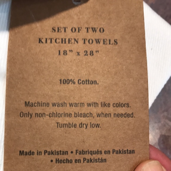 NWT Rae Dunn Set of 2 Kitchen Towels - Picture 4 of 7